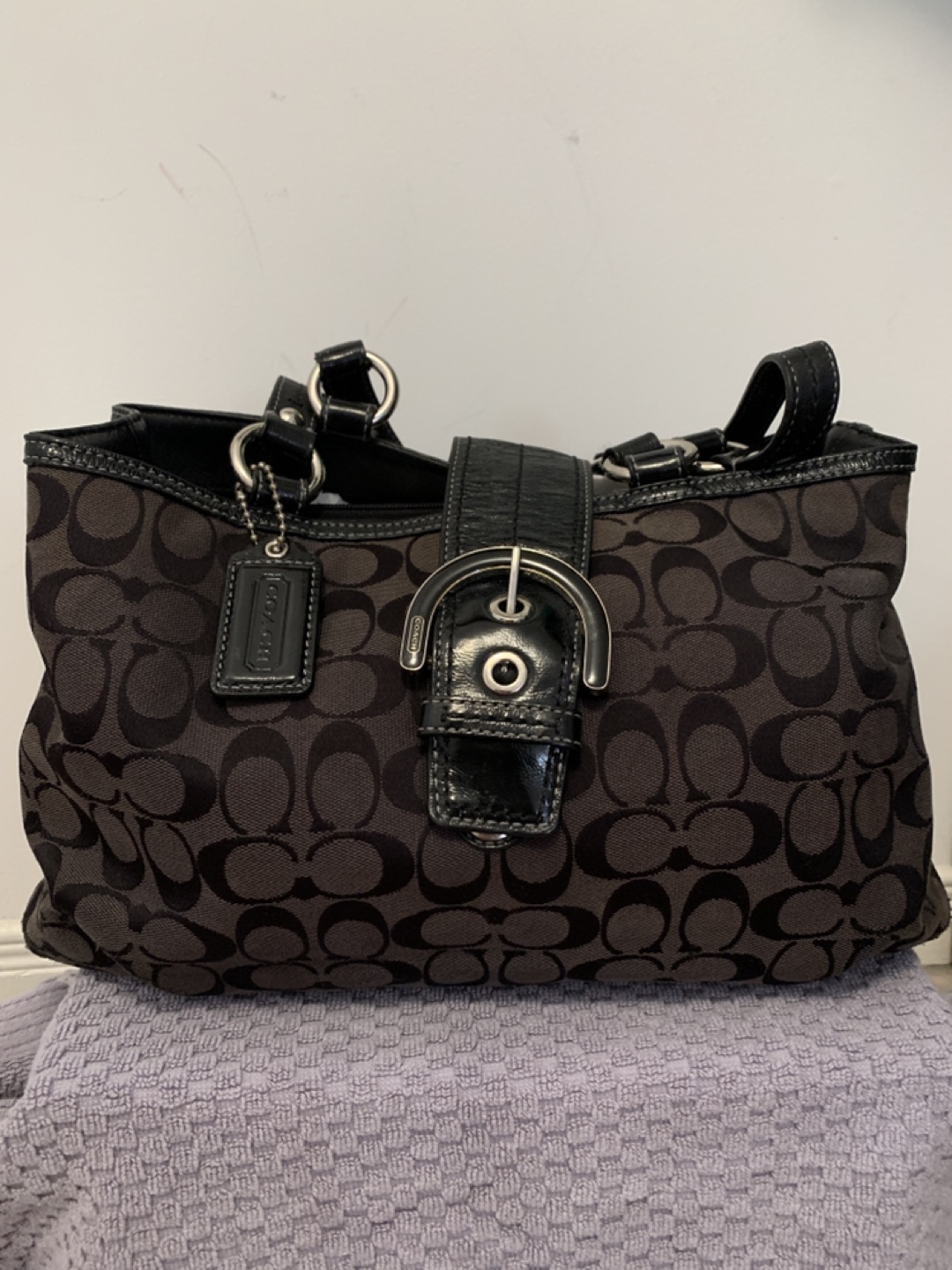 Coach purse thumbnail