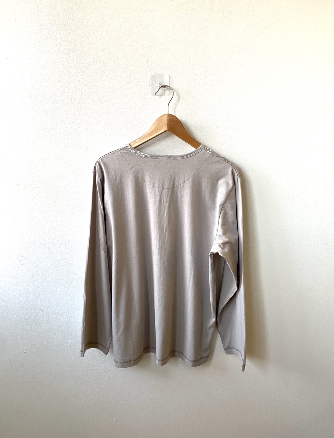 Autumn deer men’s PJ, brand new with tag, 100% cotton, 170cm. image indicator(2)