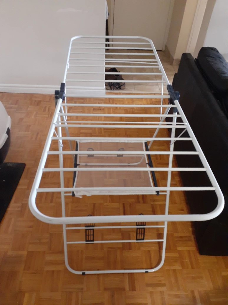 Sturdy Clothes Drying Rack