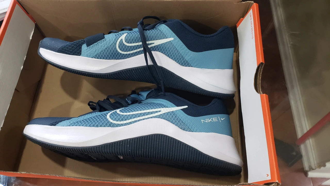 mens shoes size 8.5 athletic Nike - photo 4