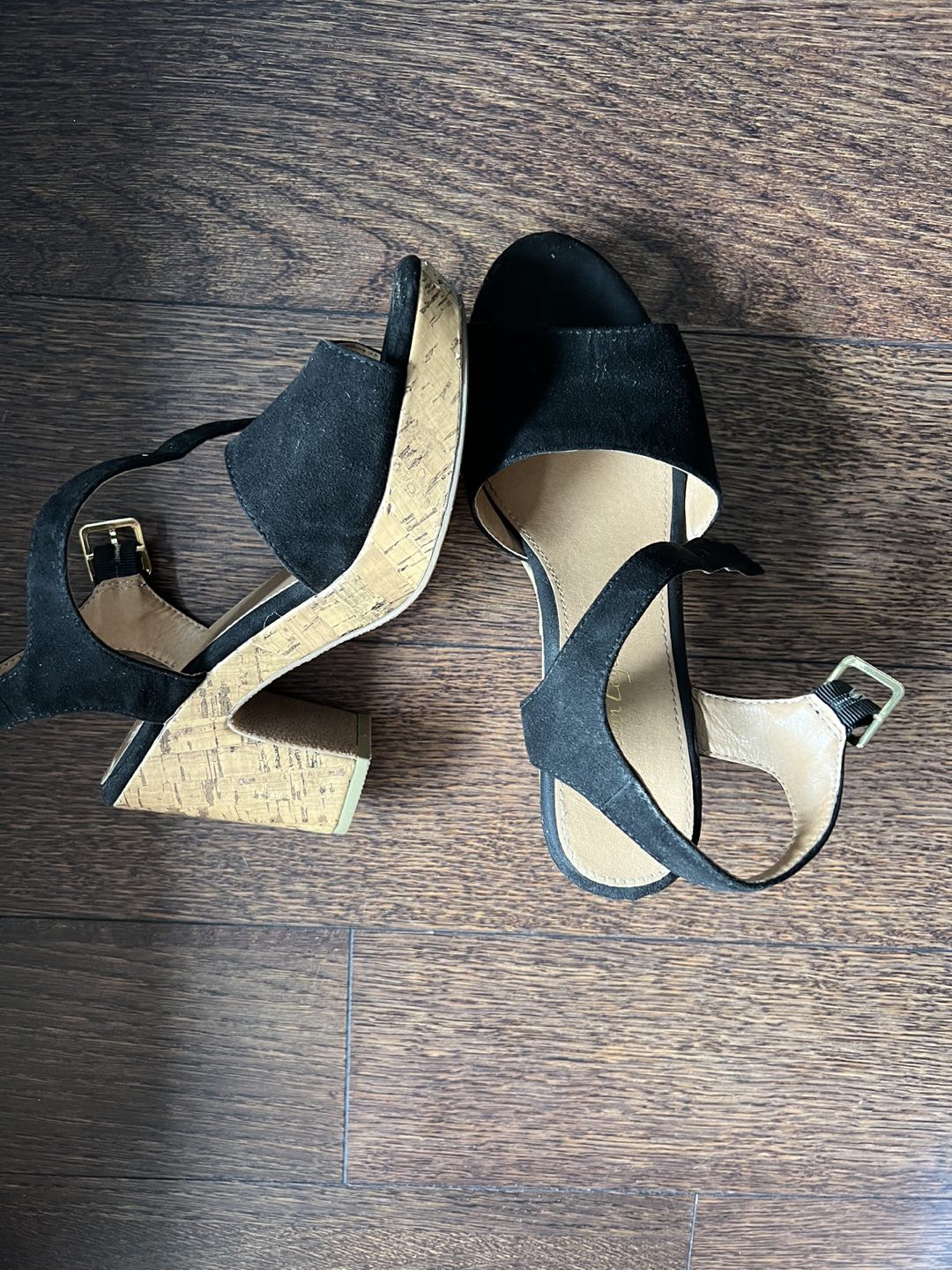 American Eagle open toe heels size 6 thumbnail