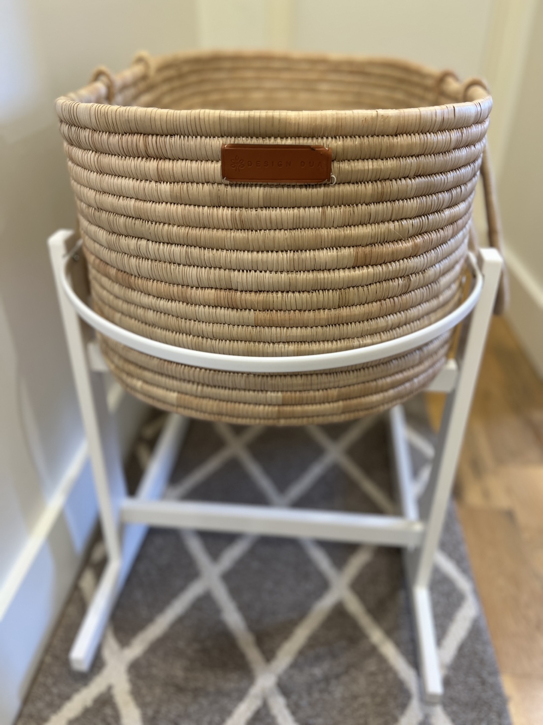 Infant Bassinet + Rocking Stand - photo 3
