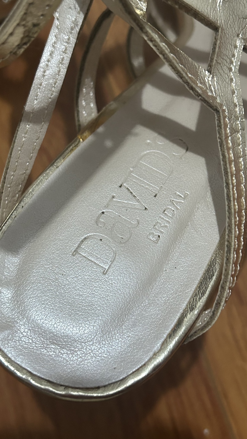 David’s Bridal Heels Size 6 👠 image indicator(6)