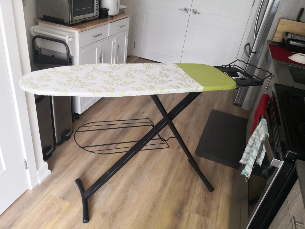 mainstay ironing board 