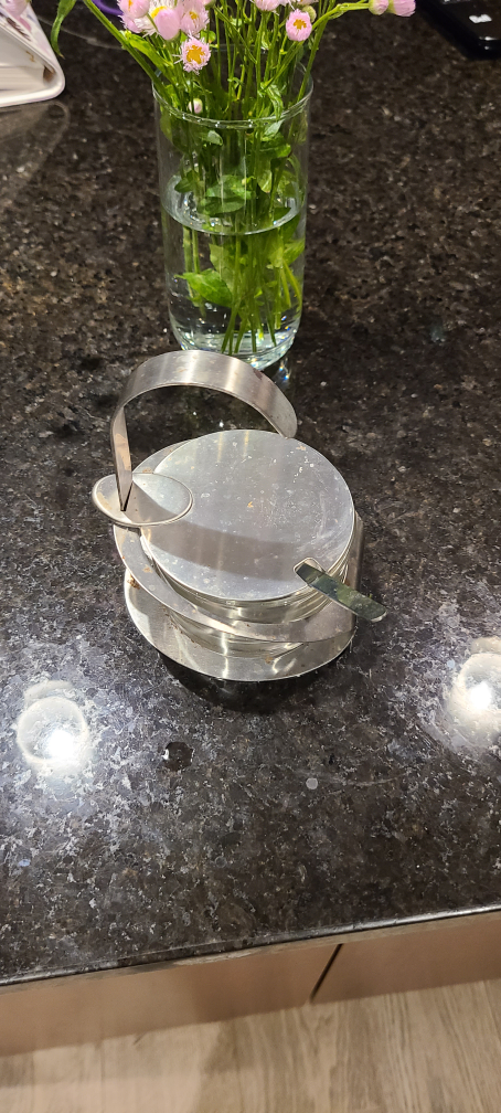 free ikea vinegar and oil and suger container thumbnail