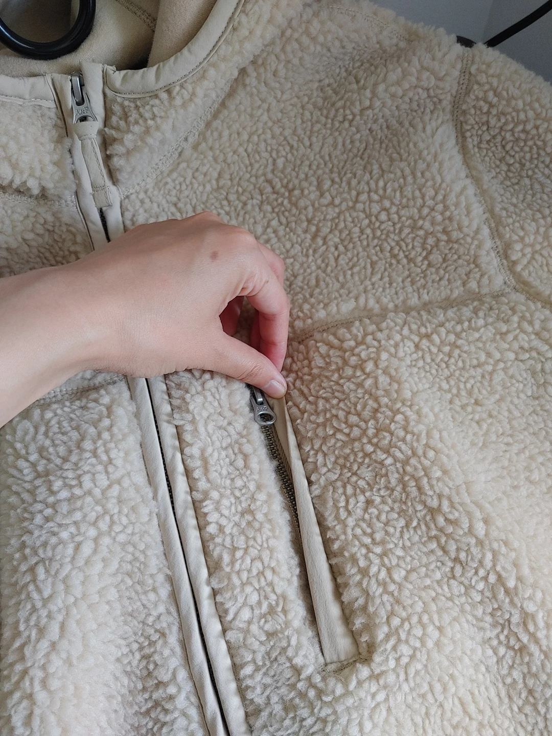 Abercrombie Hooded Jacket image indicator(6)