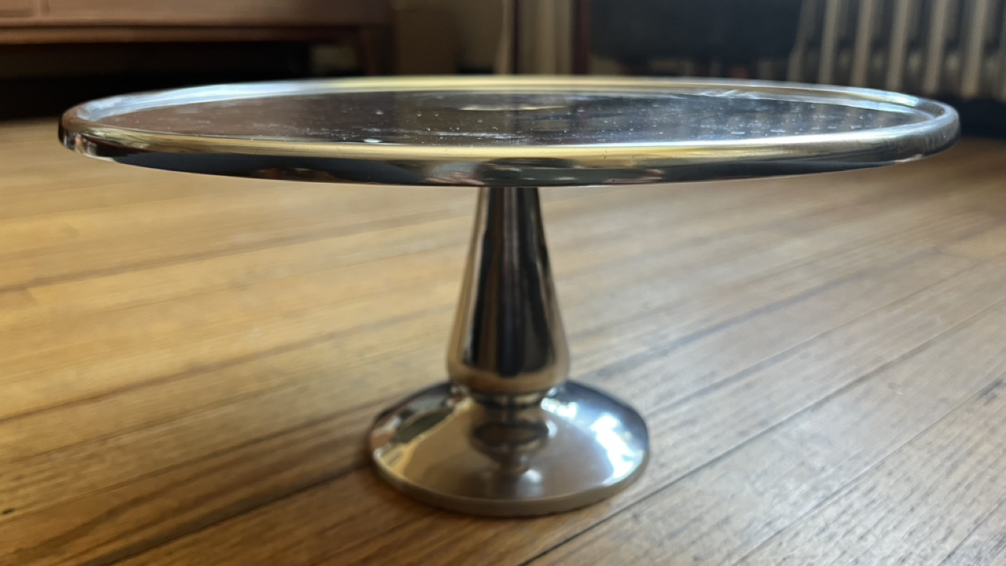 Silver Cake Stand ⬆️ thumbnail