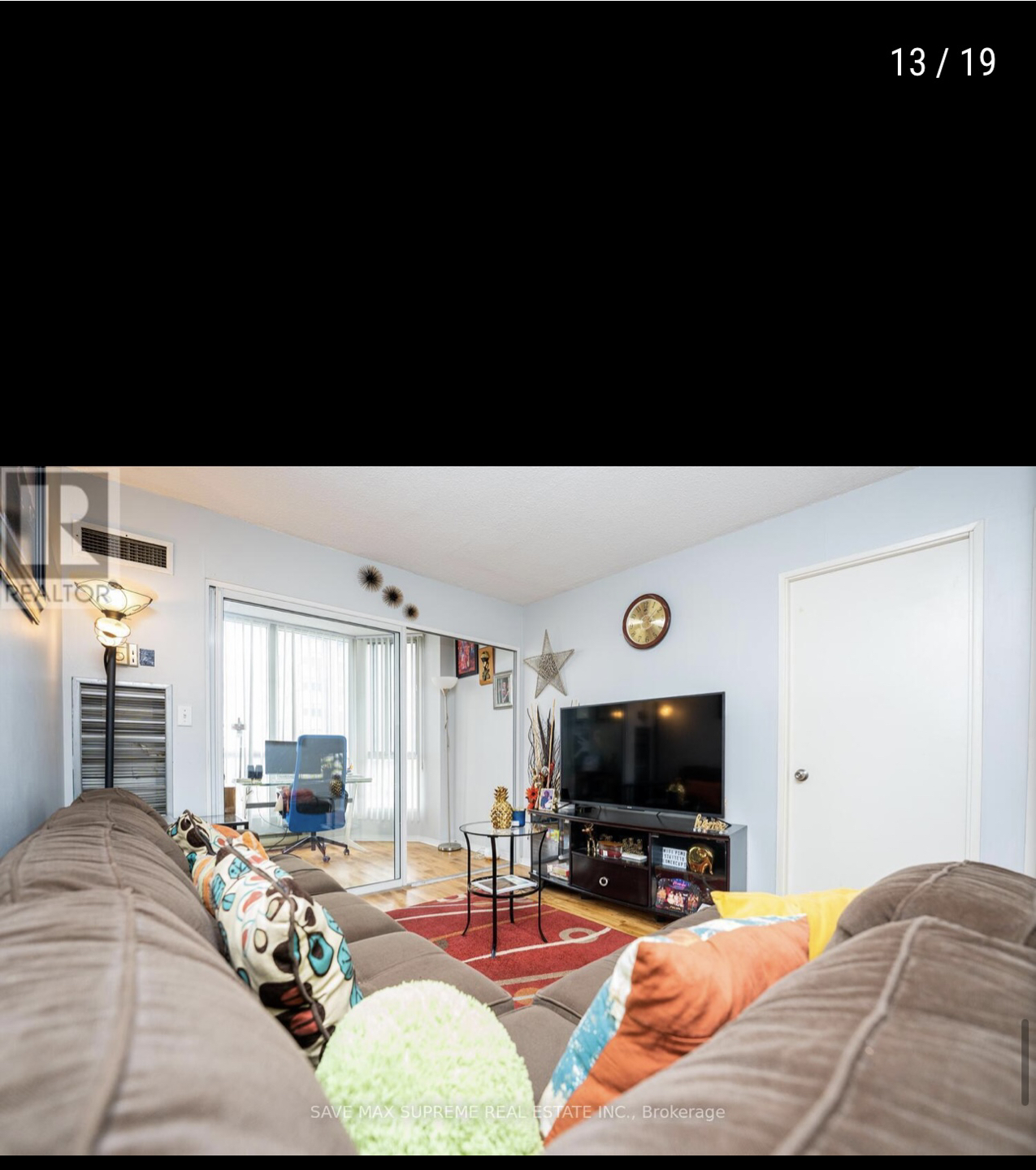 Tv Stand - photo 3