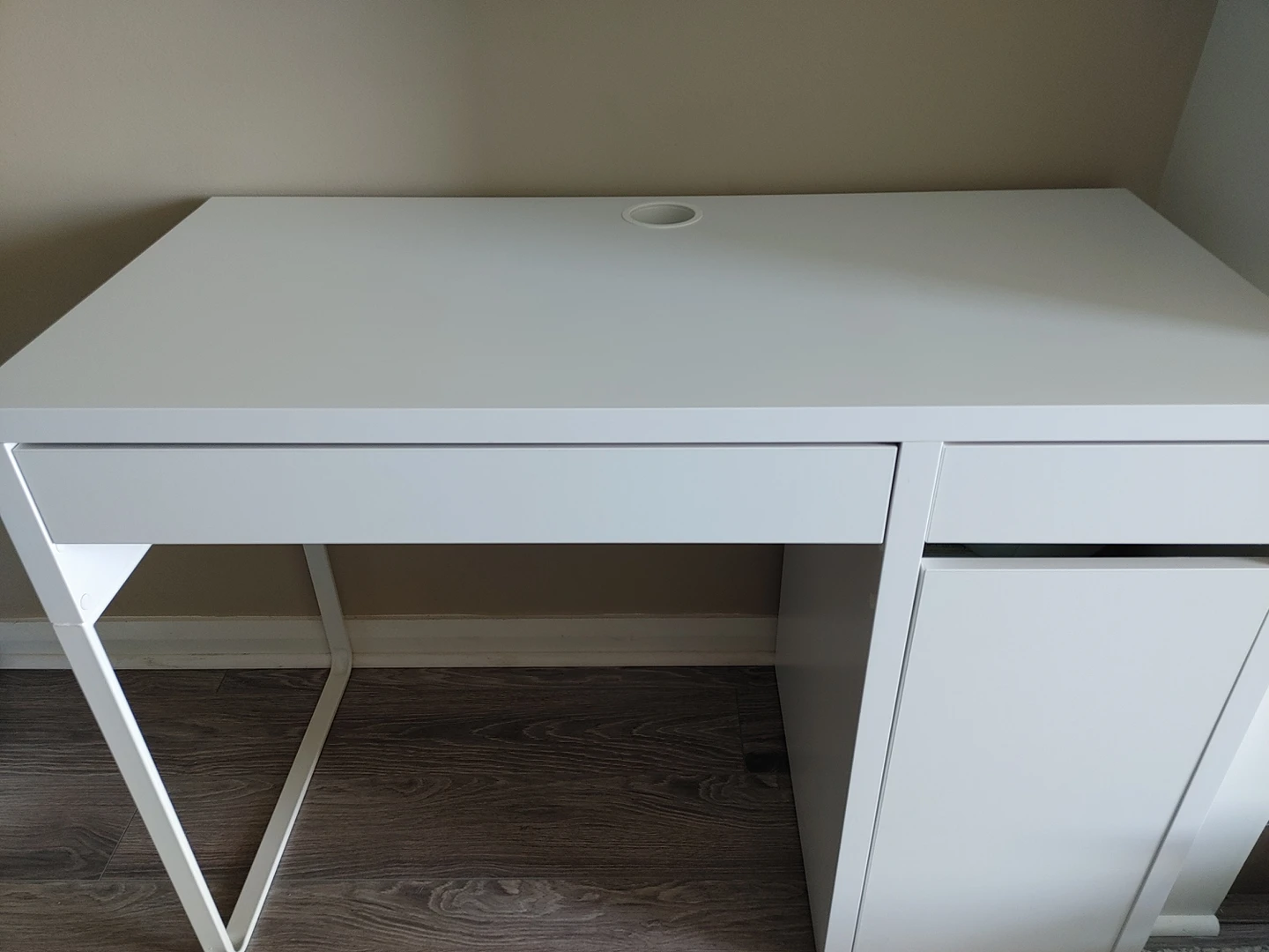 IKEA Desk - photo 2