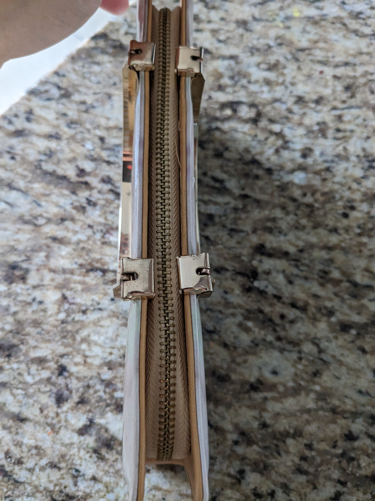 Clutch - photo 4