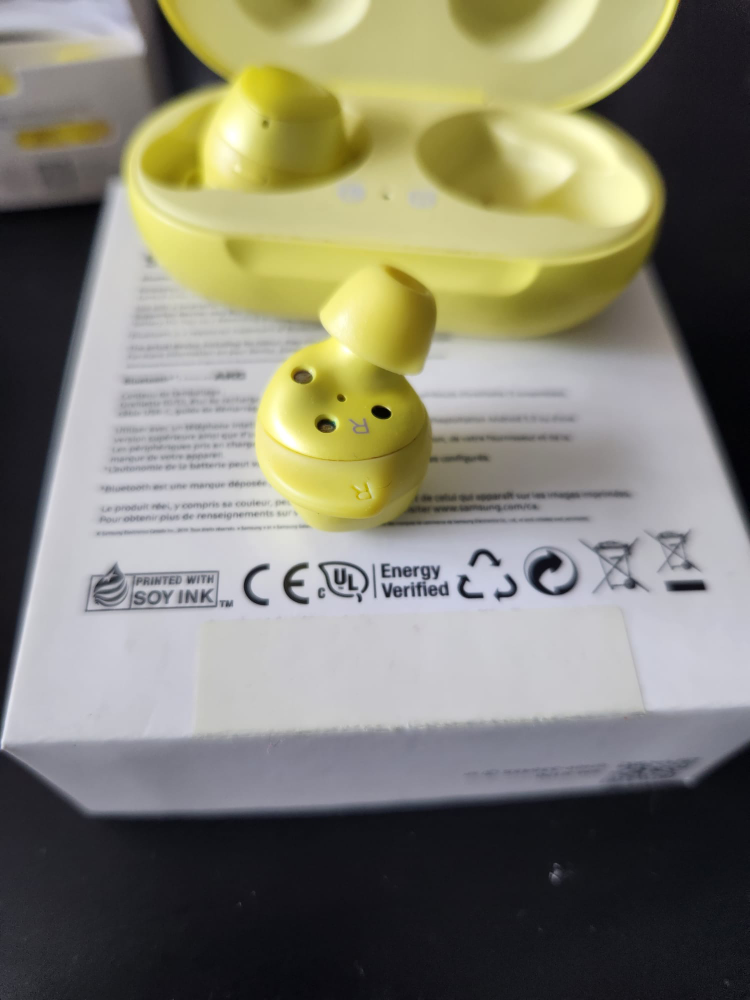 Galaxy Buds for Sale (SM-R170) - photo 3