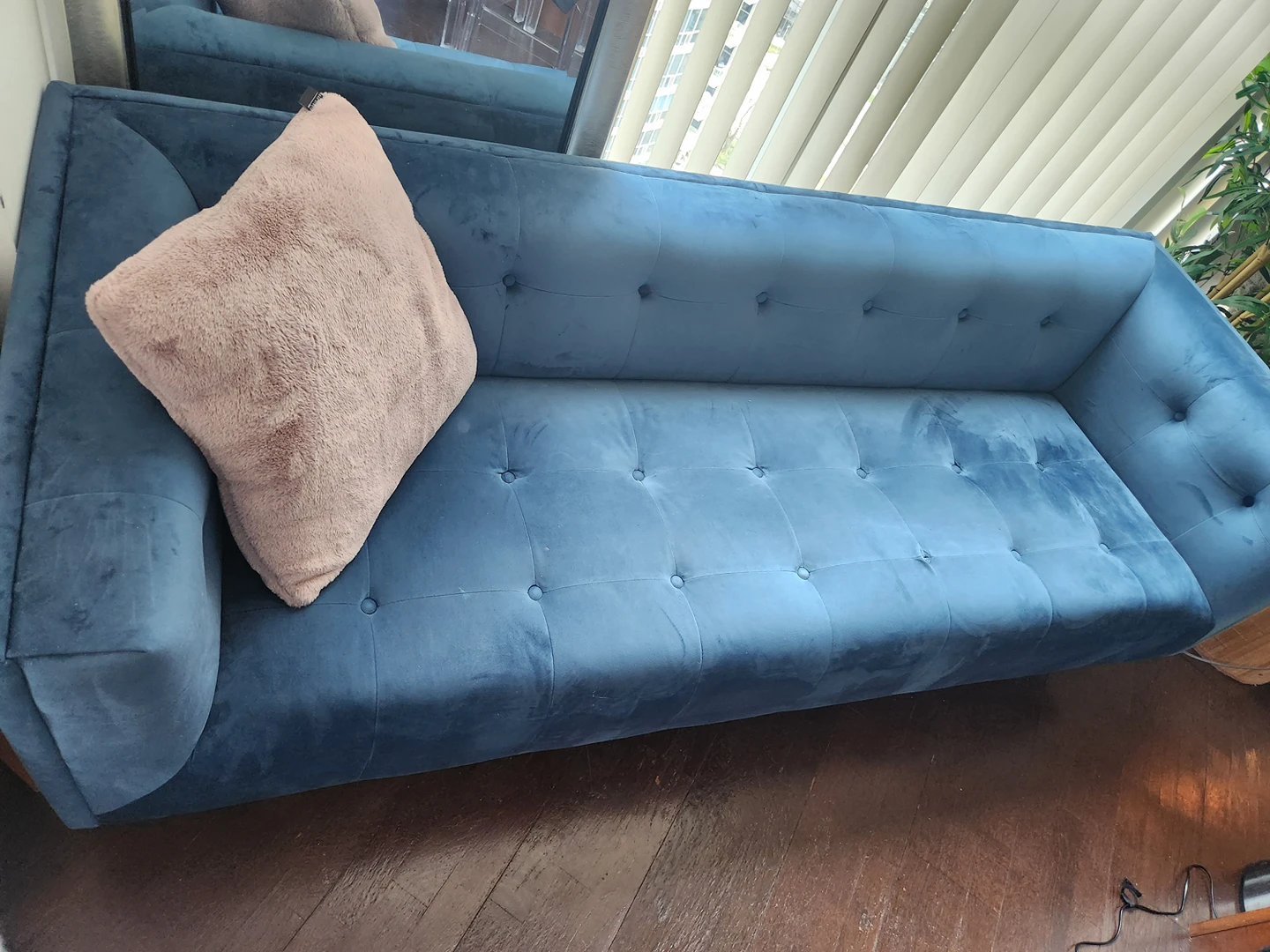 Velvet 3-seater Sofa