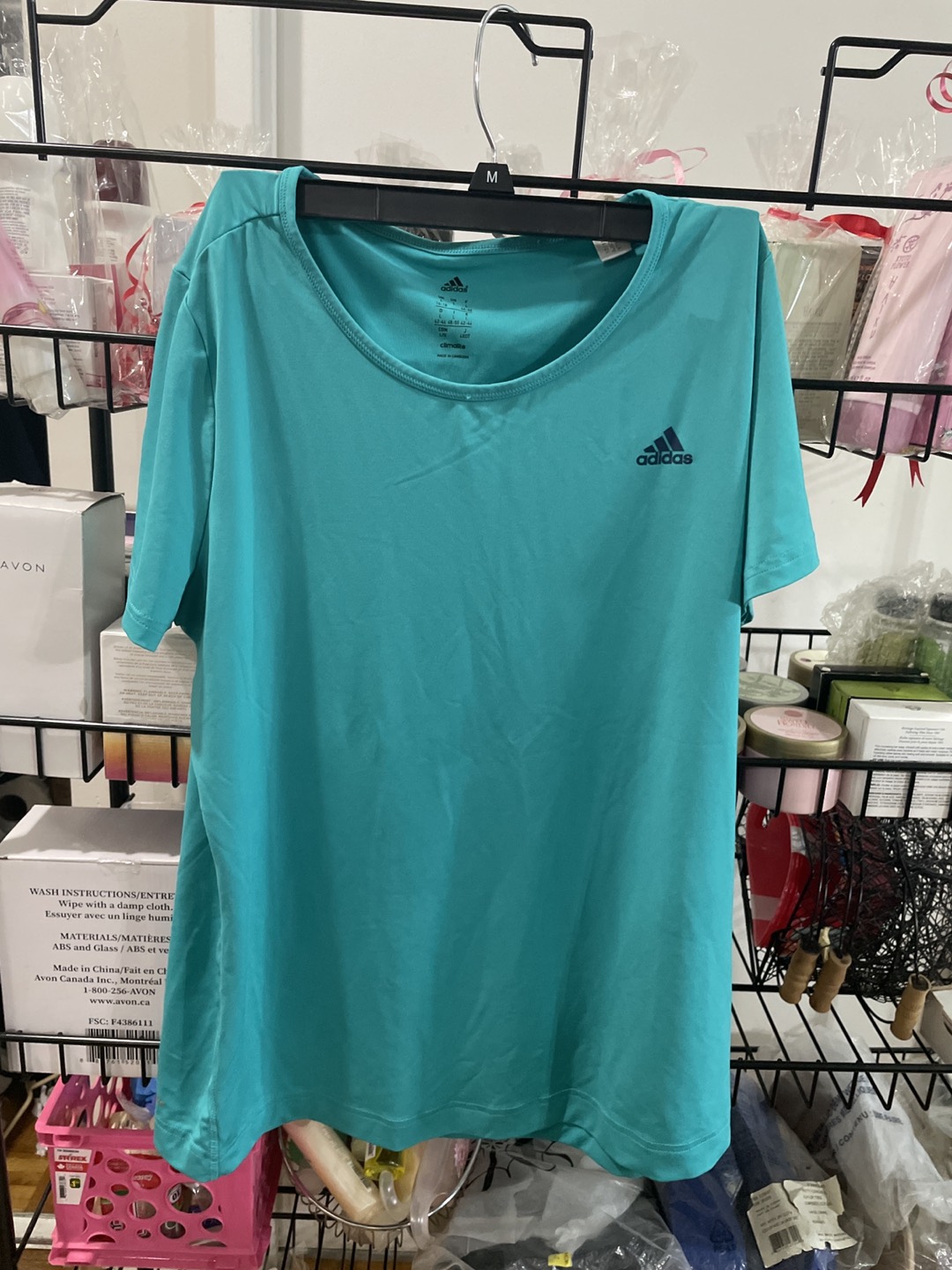 Adidas size L thumbnail