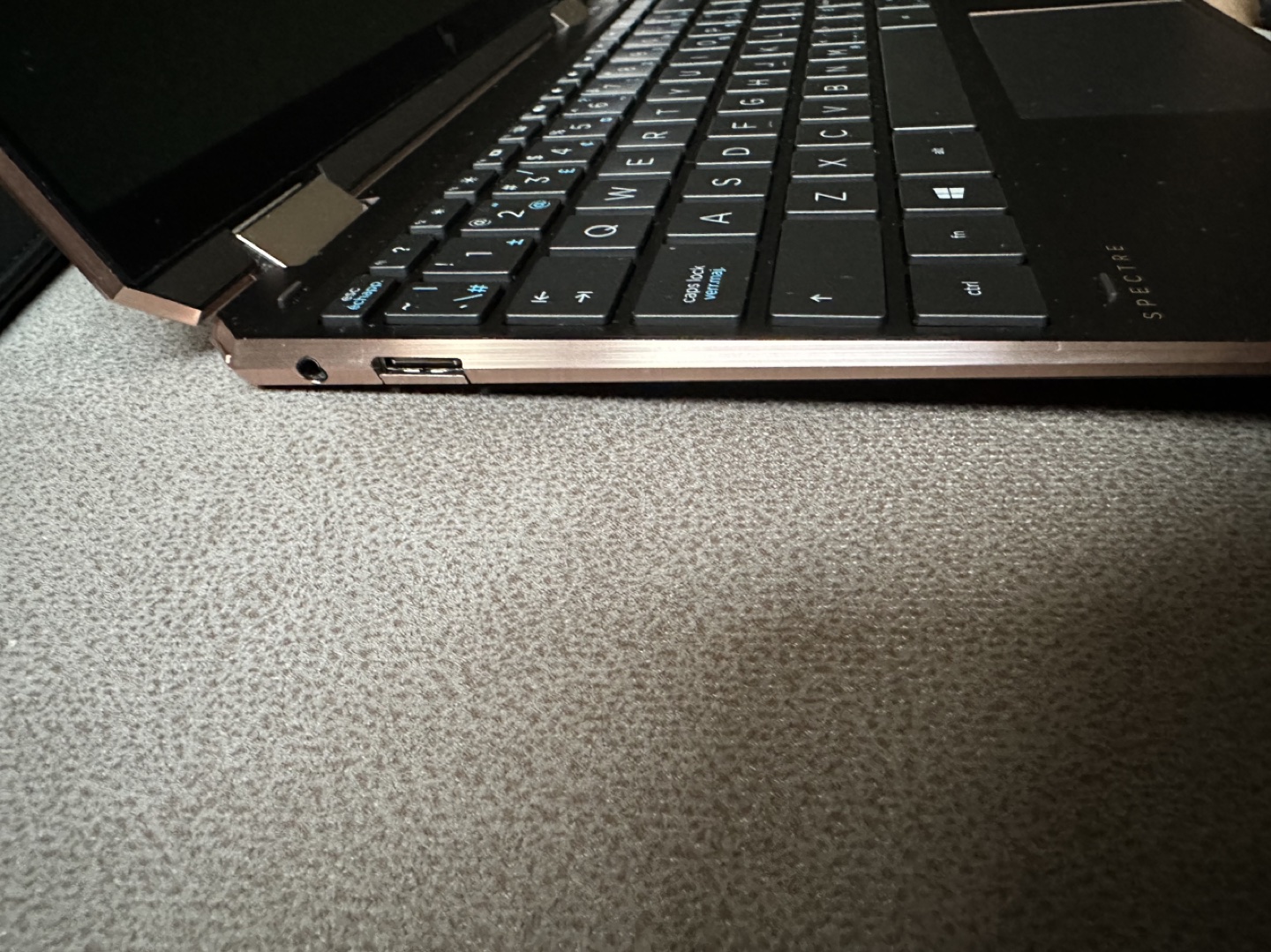 HP Spectre ×360 - 13-aw0090ca - photo 3
