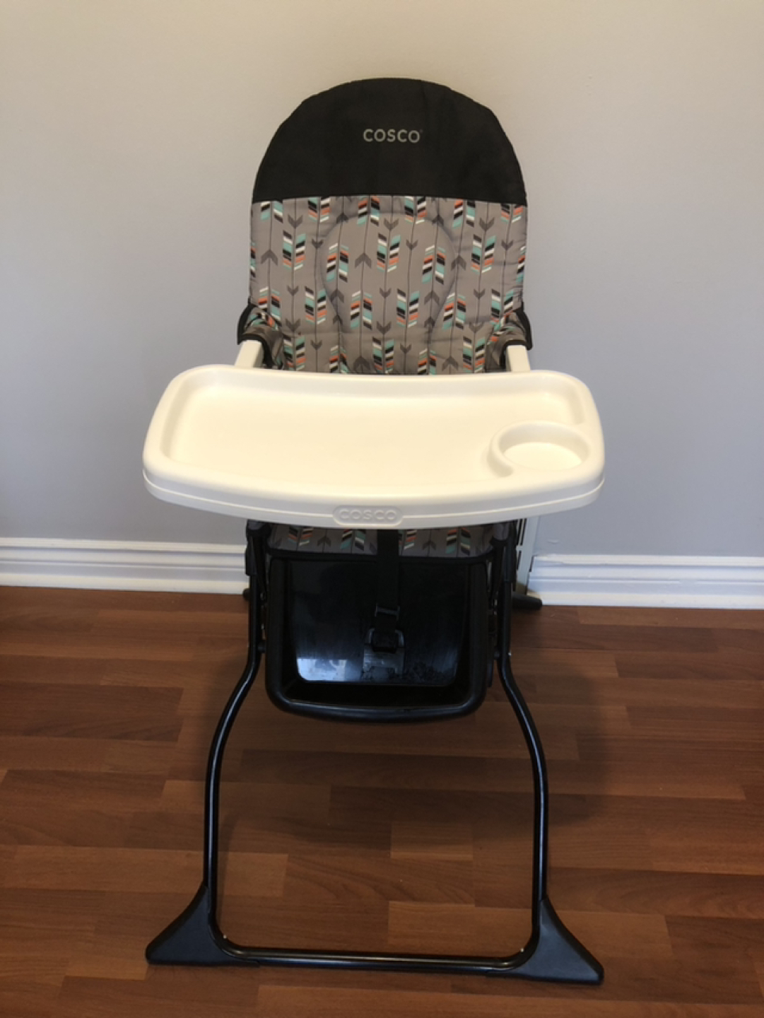 COSCO baby high chair @downtown thumbnail