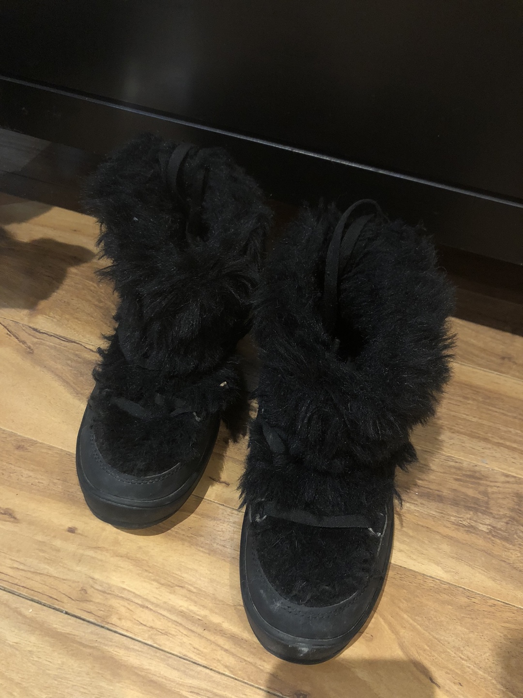 Womens winter boots thumbnail