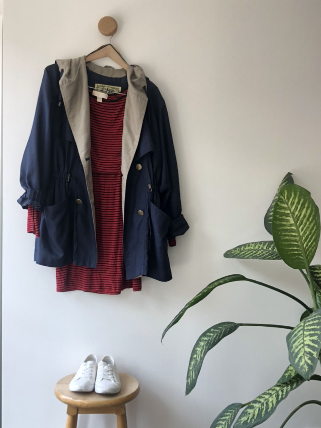 XS-M- Michael Kors Red Striped Dress image indicator(2)