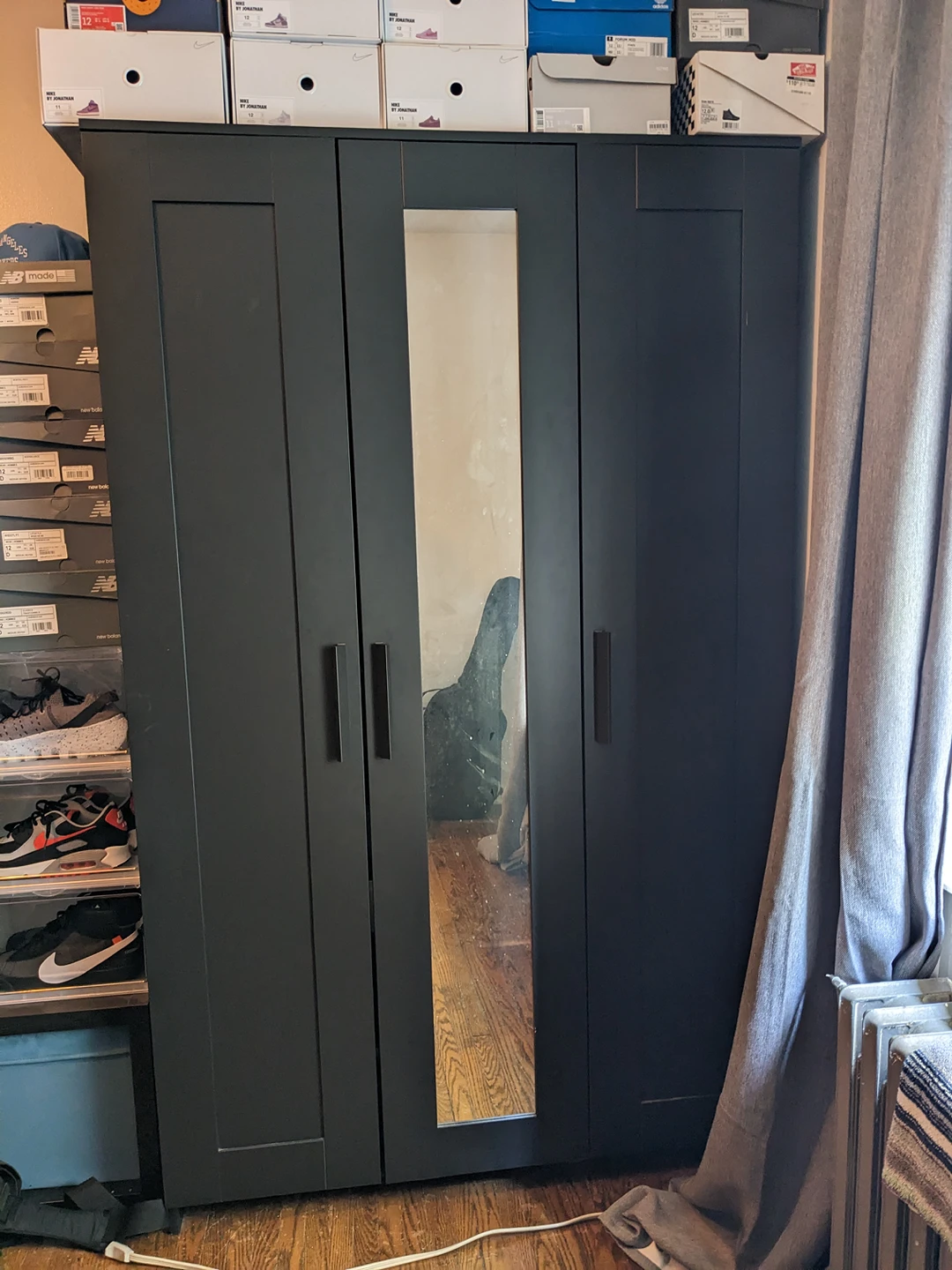 BRIMNES Wardrobe with 3 doors, black, 117x190 cm (46x74 3/4 ")