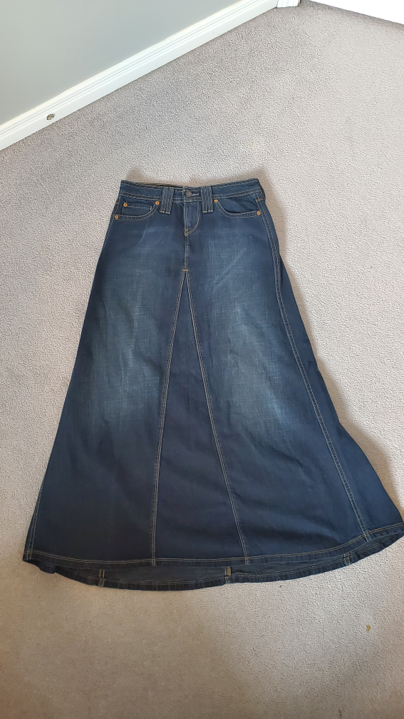 Levi's denim skirt thumbnail