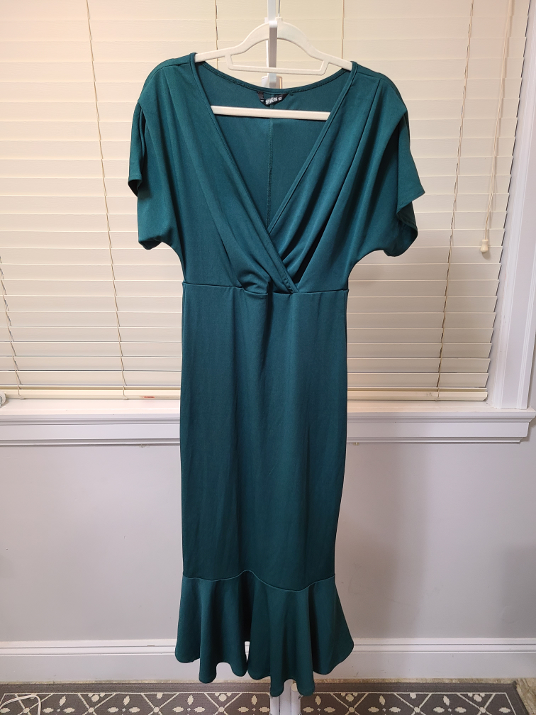 Green Dress thumbnail
