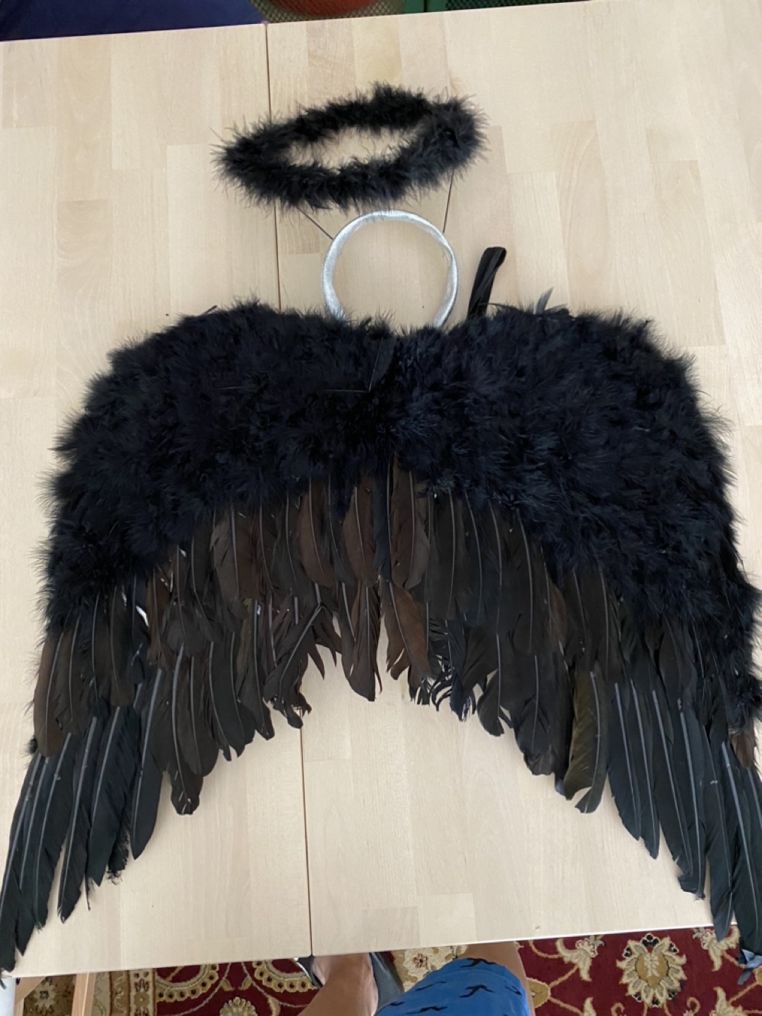 Black wings and halo costume - photo 2