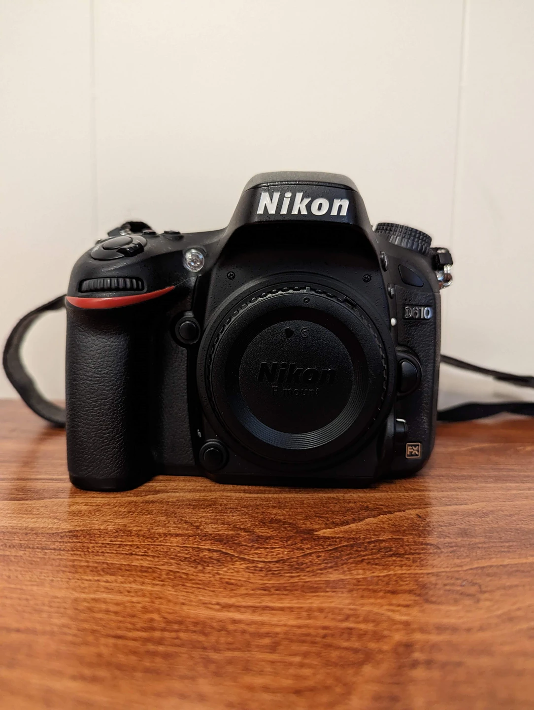 Nikon D610 w/ strap, charger, battery, and memory card thumbnail