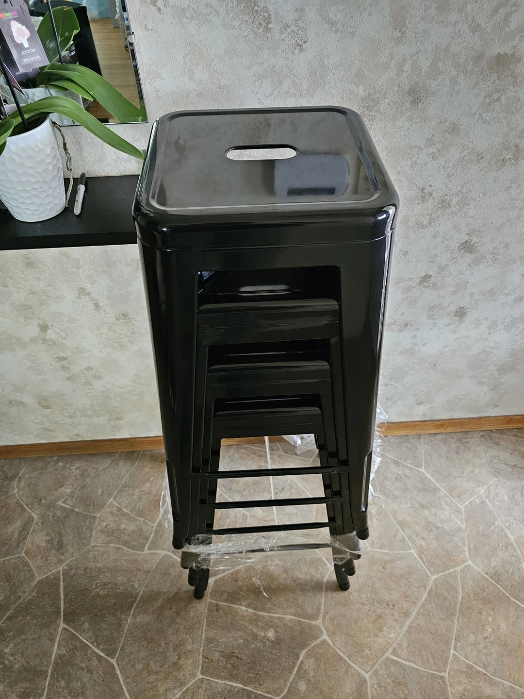 Metal Bar Stool Set Of 4 thumbnail