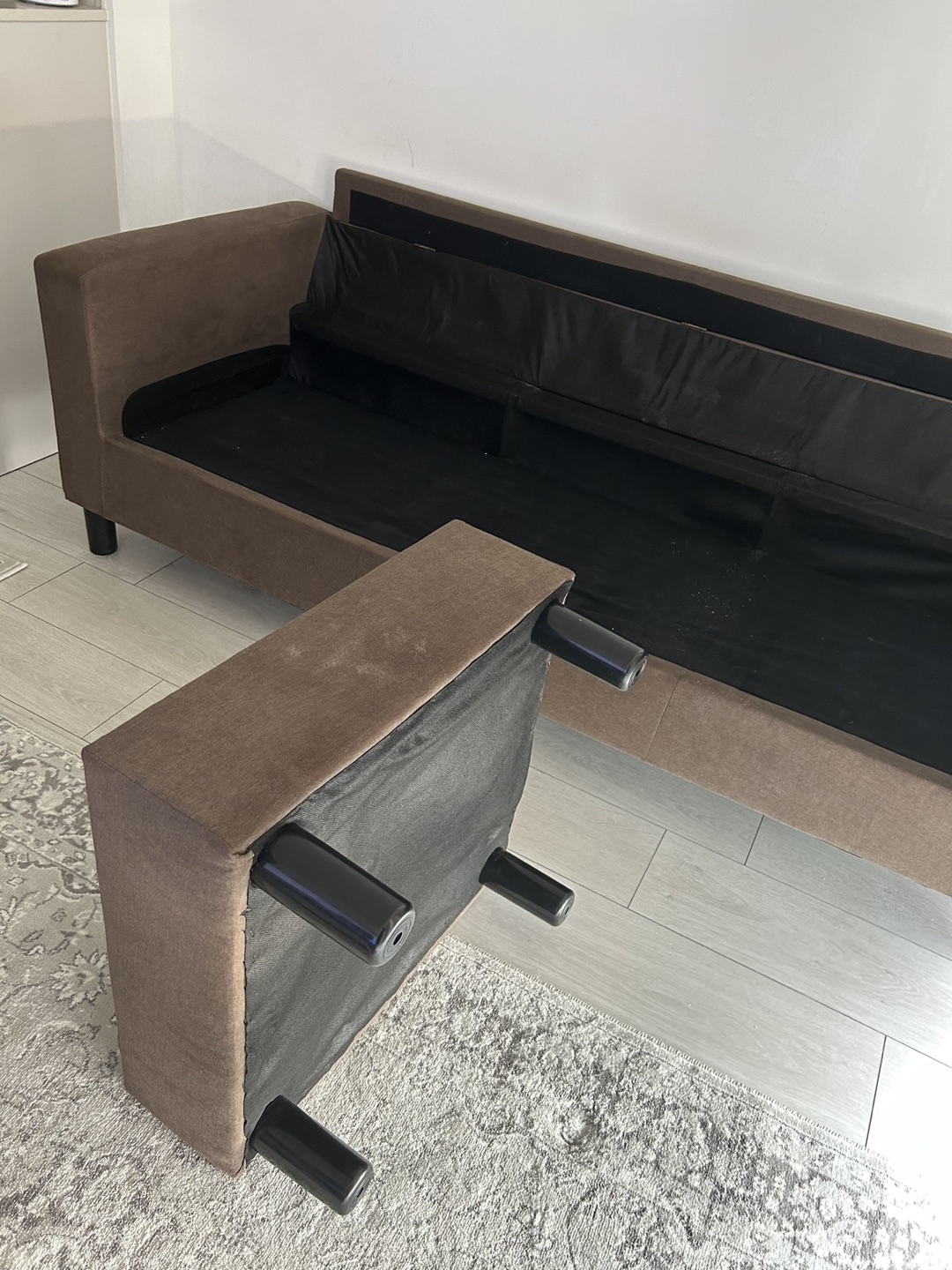 Furniture, sofa - photo 2