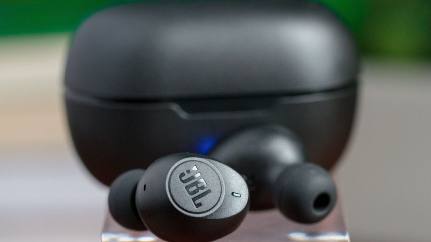 JBL Wireless Ear Buds🎧 thumbnail
