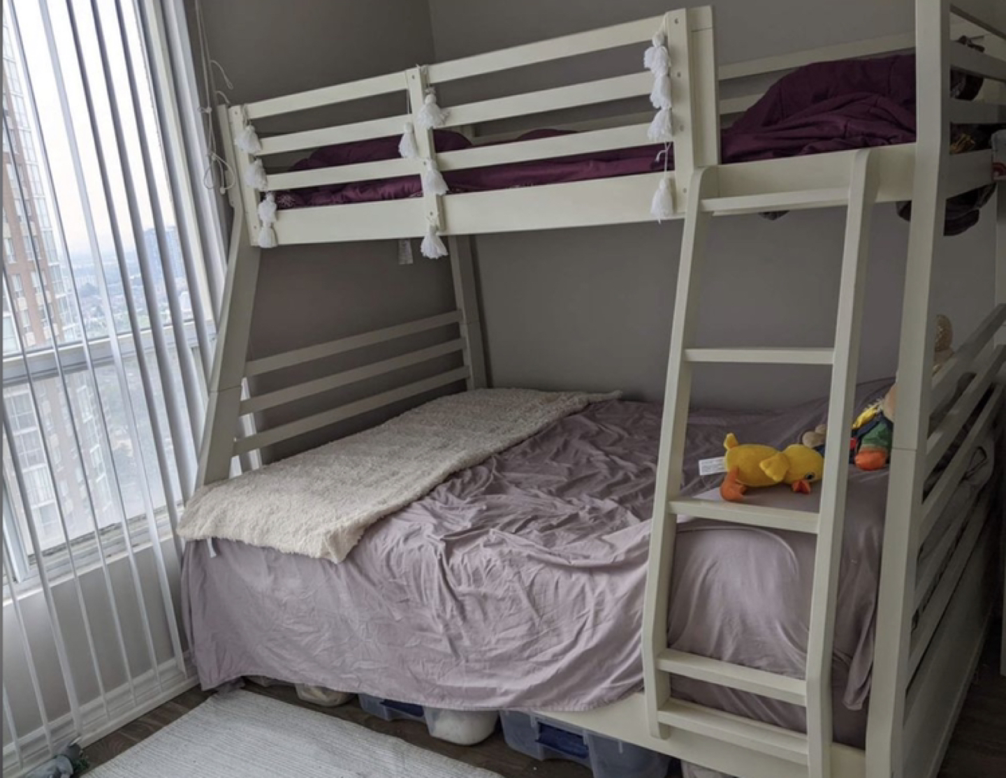 White bunk bed twin over double