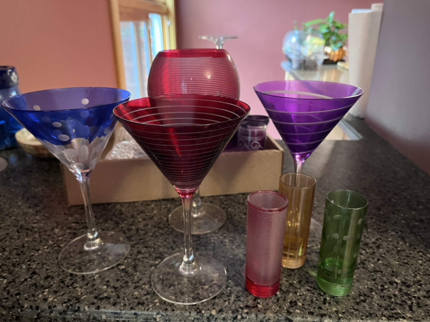 Wine snd shots glasses image indicator(2)