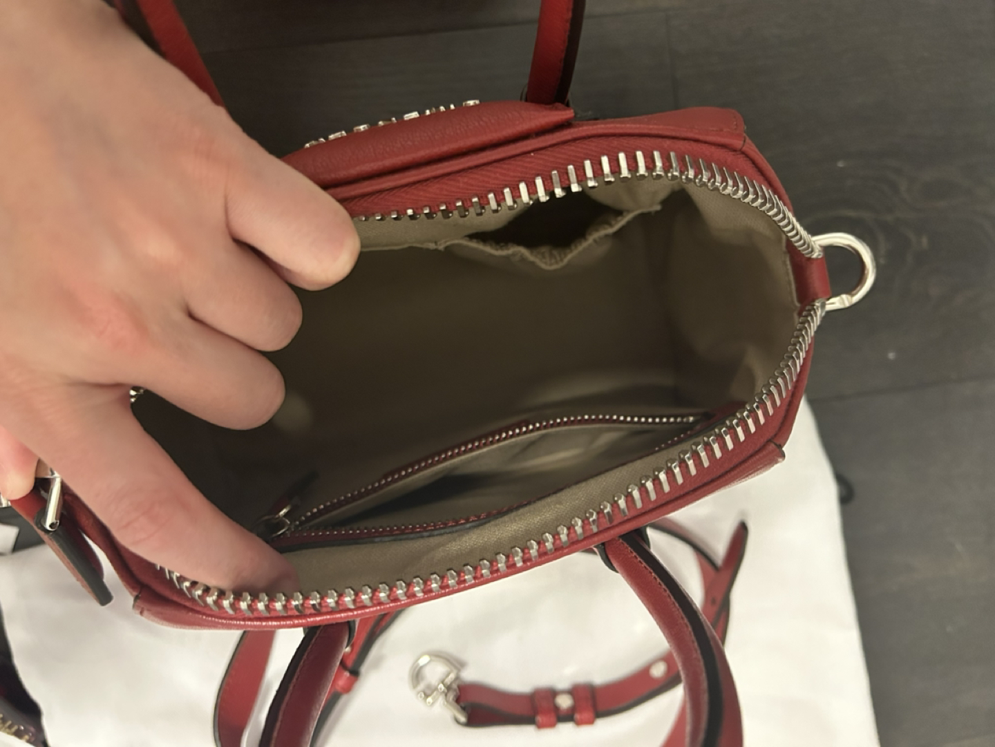 Givenchy red crossbody bag with handle image indicator(5)
