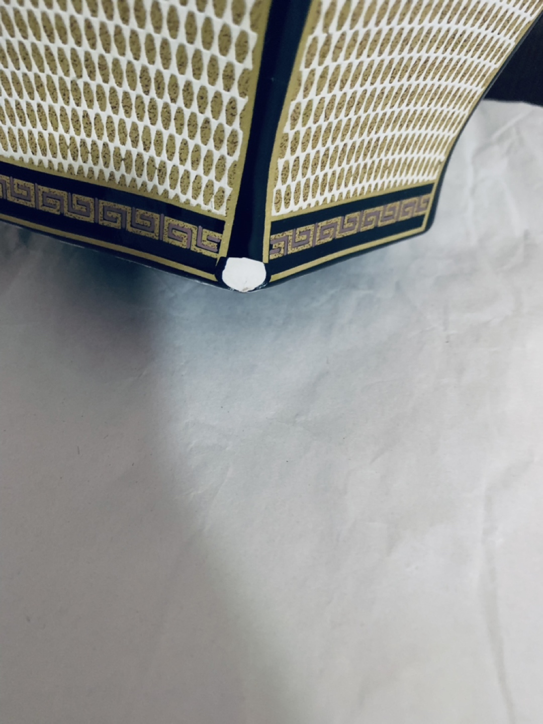 Black & Gold Vase - photo 5