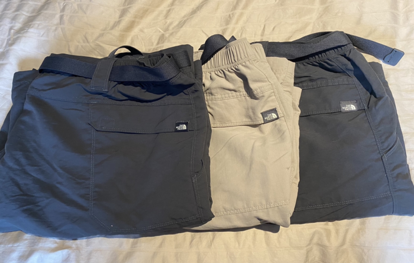 North Face mens shorts size XXL thumbnail