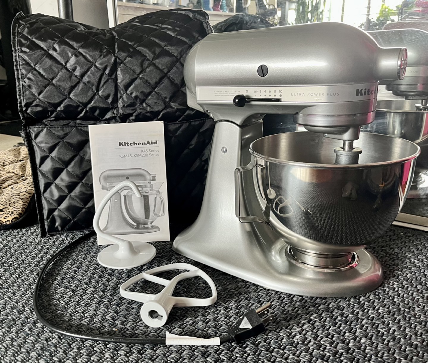 Kitchen aid Mixer silver 325 watts thumbnail