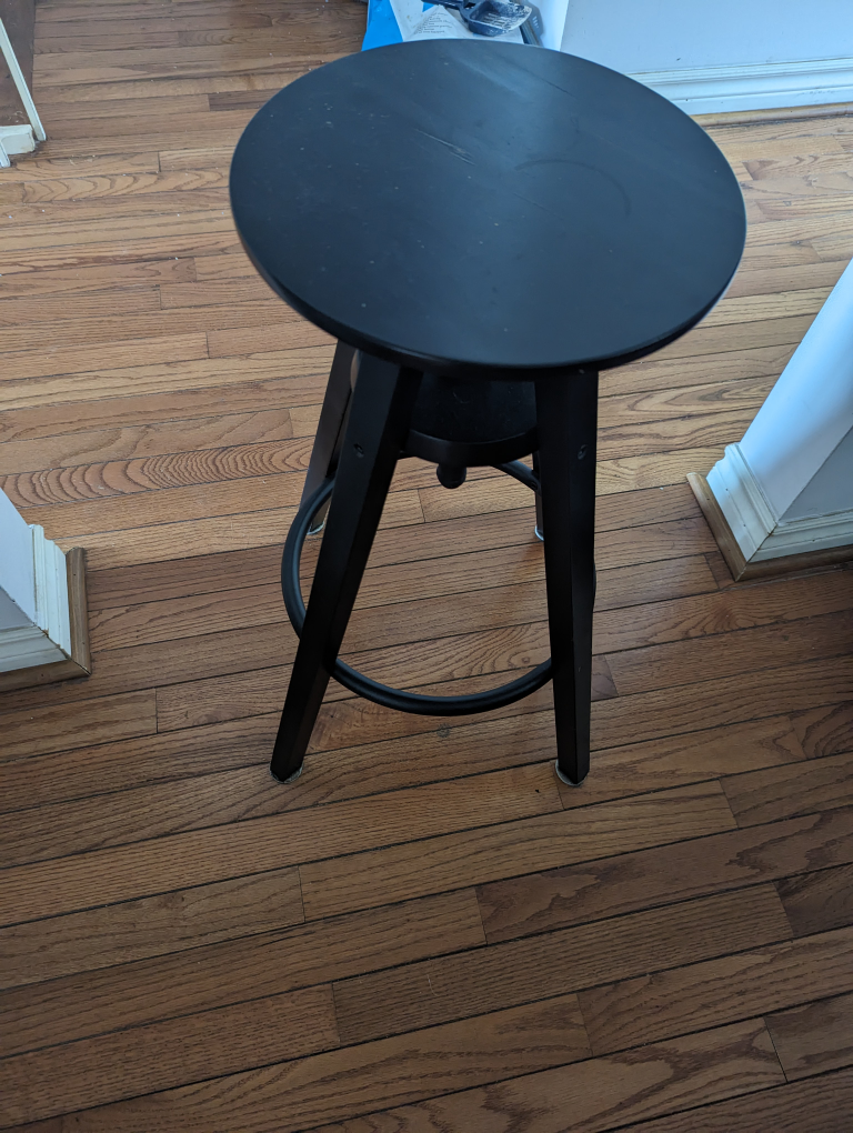 2 Bar stools thumbnail