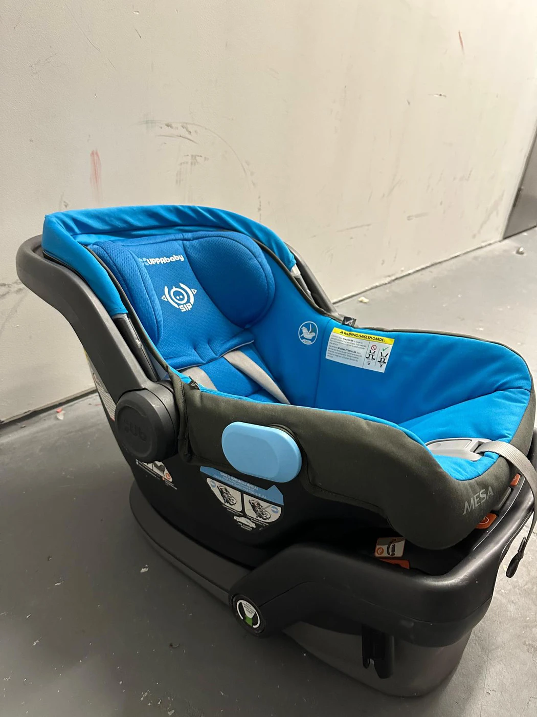 Uppababy Mesa Carseat with base - photo 2