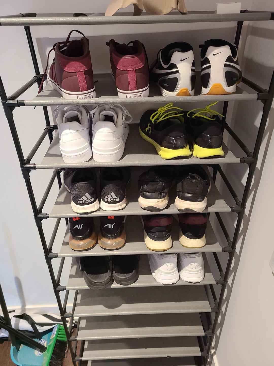 shoe rack