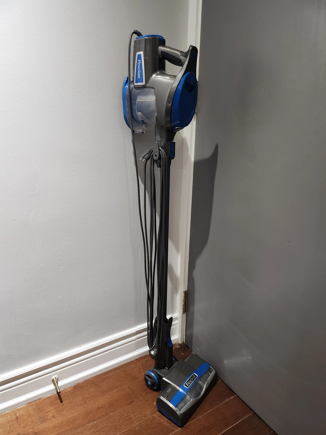 Shark Rocket Vacuum Cleaner - photo 4
