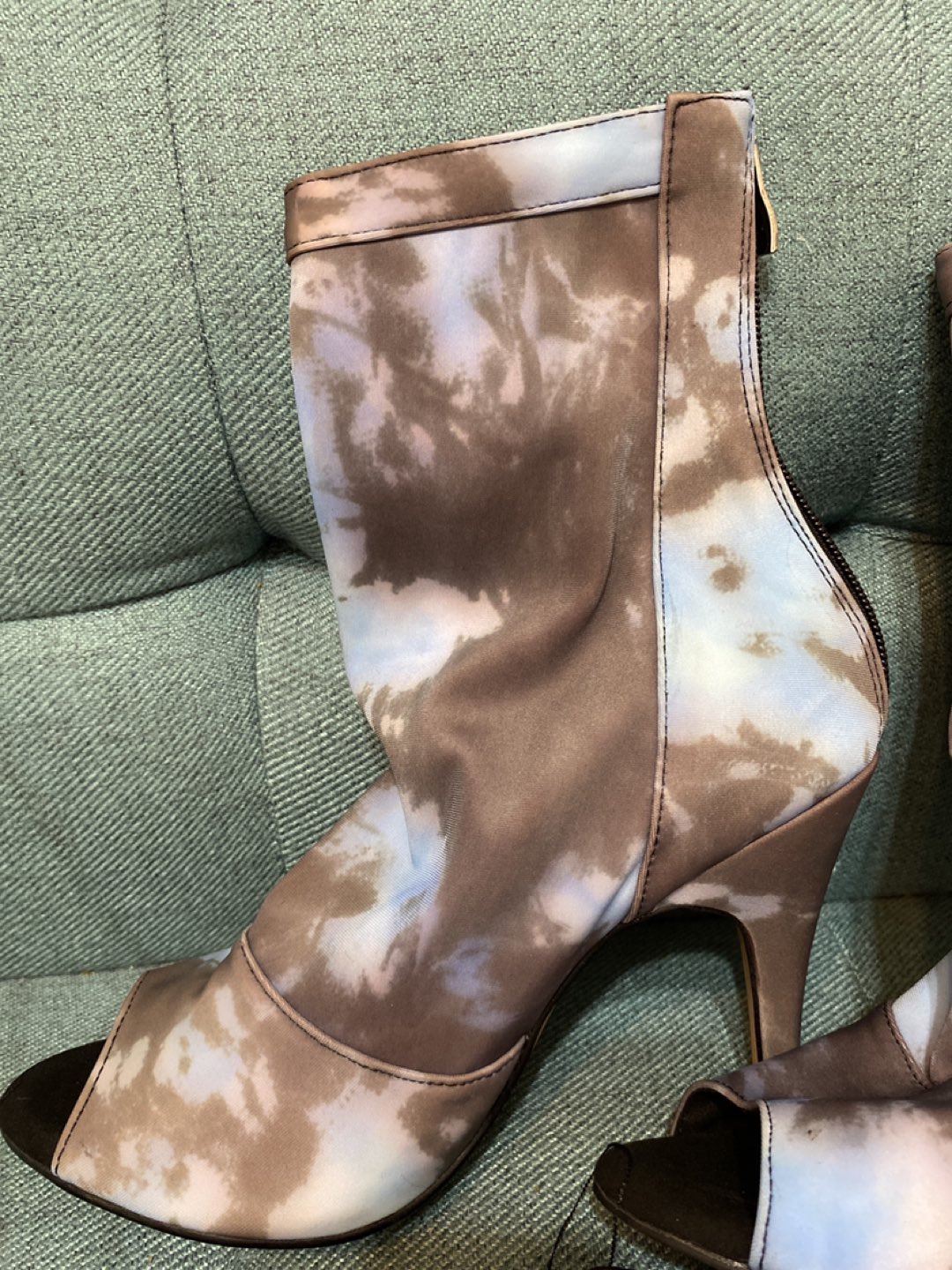 Brand new Burju shoes!!! Size 8.5 - photo 2