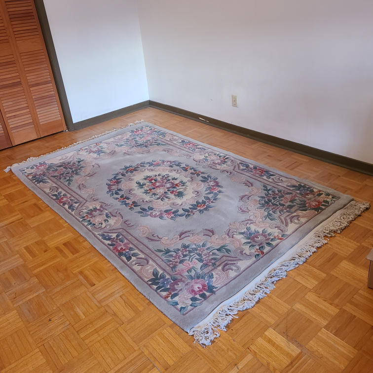 Virgin Wool Area Rug image indicator(2)