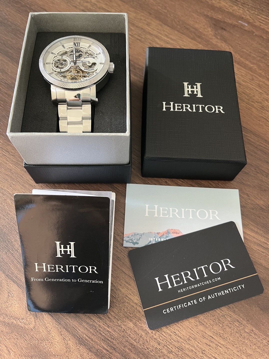 Men’s Watch (Brand New) image indicator(2)