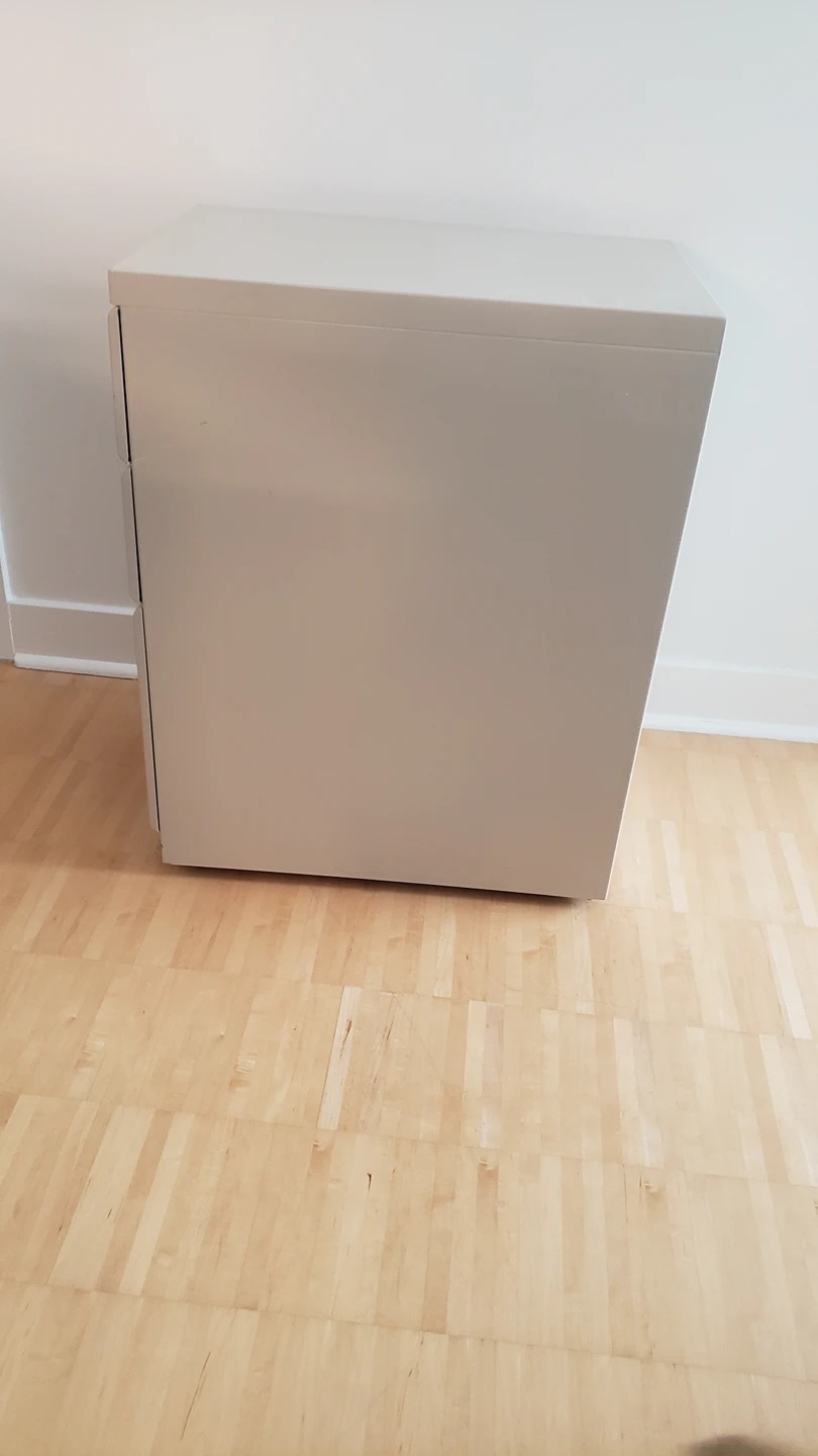 Filing Cabinet - photo 2