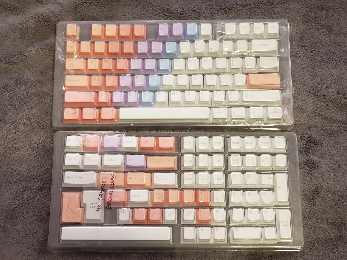 Dreamscape Keycaps