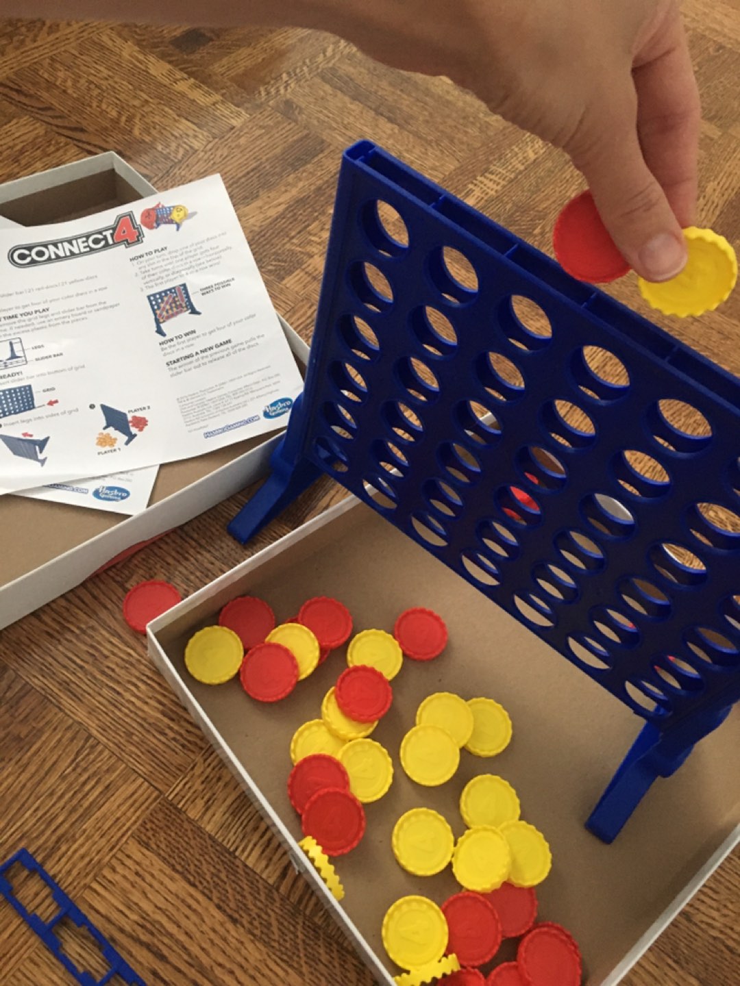 Connect 4 Hasbro, Family game thumbnail
