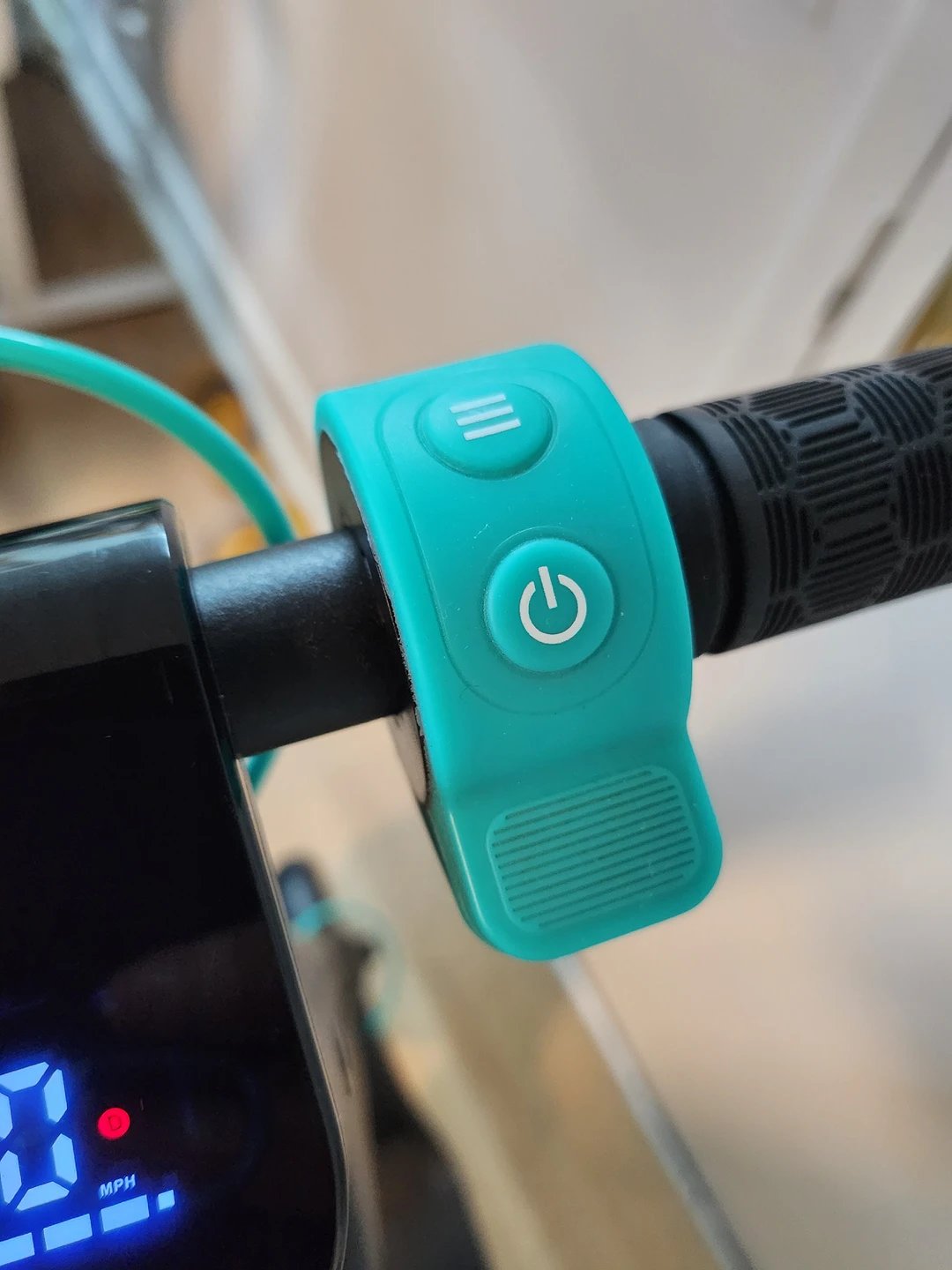 Levy Plus Electric Scooter - photo 3