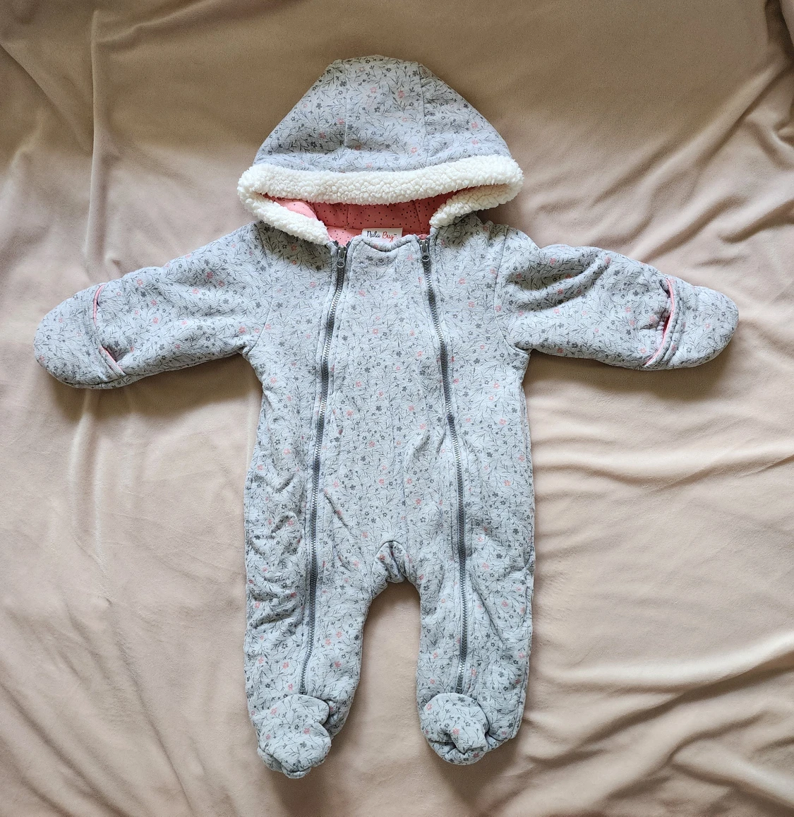 0-3M and 3-6M Snowsuit Buntings - photo 2