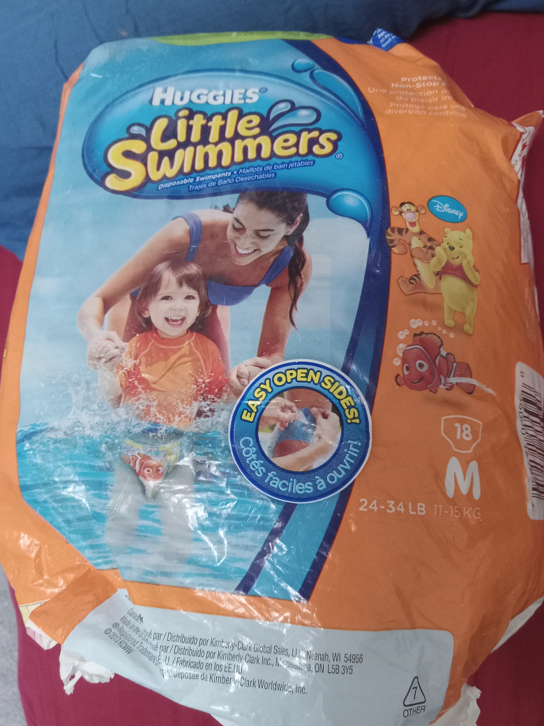 Huggies Little Swimmers Disposible Swim pants size M thumbnail