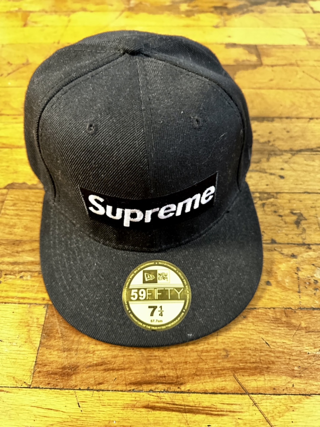 Supreme black baseball hat thumbnail