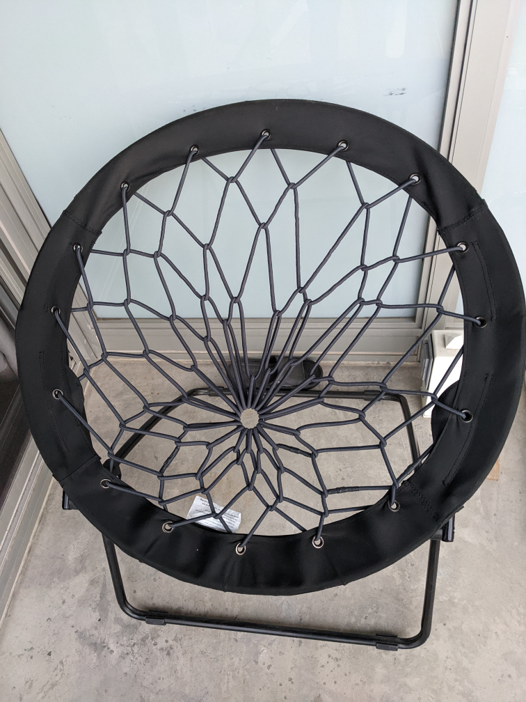 Folding moon chair 